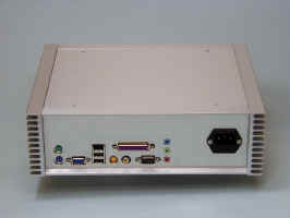 upc01_rear.jpg (31893 バイト)