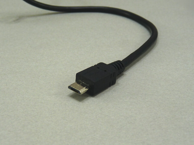 USB Micro-Bコネクタ　オス